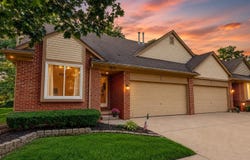 7555 Amanda Circle Drive, Washington, MI 48094