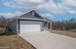 242 Fair Road, Goodman, MO 64843