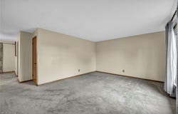 24560 Stephen Avenue, Euclid, OH 44123