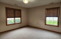 1913 E 33rd Ave, Hutchinson, KS 67502