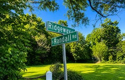 1341 RIDGEWAY Avenue, Aurora, IL 60506