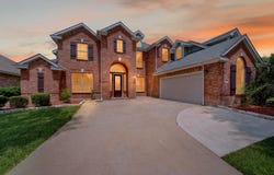 9506 Pinehurst Drive, Rowlett, TX 75089
