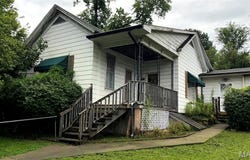 521 N 4th Street, Louisiana, MO 63353