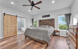 24 Flint Lane, Washburn, MO 65772