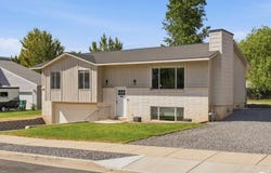1277 E JEFF St N, Layton, UT 84040