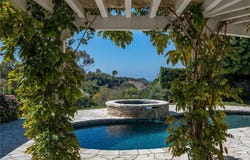 6 Caballeros, Rolling Hills, CA 90274