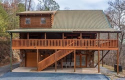 817 Boone Acres Lane, Pigeon Forge, TN 37863