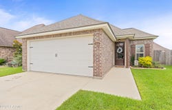 113 Canton Court, Youngsville, LA 70592