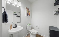1209 E 28th Street, Norwalk, IA 50211