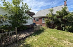 1036 Saunders Sett Road, Lewiston, NY 14305