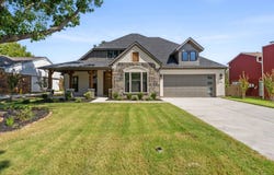 819 Beverly Drive, Grapevine, TX 76051