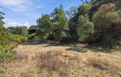 1220 Flintridge Circle, La Canada Flintridge, CA 91011