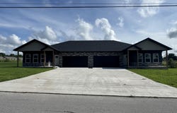 Mill Street, Buffalo, MO 65622