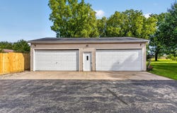 901 S Stuart Rd, Racine, WI 53406