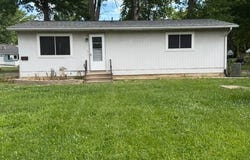 823 Stanford Avenue, Elyria, OH 44035
