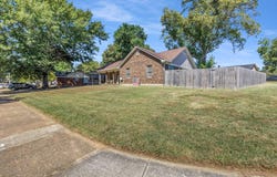 6986 E HEATHERHILL Dr E, Bartlett, TN 38135