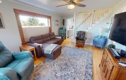 94255 3RD St, GoldBeach, OR 97444