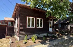 146 1ST St, MyrtlePoint, OR 97458