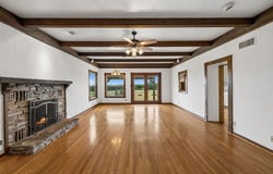 48 Holiday Rd, Comfort, TX 78013