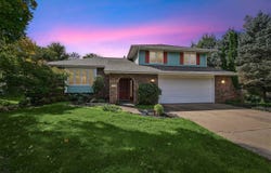 2129 Slagle Cir, IowaCity, IA 52246