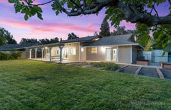 5882 Farm House Lane, Redding, CA 96001