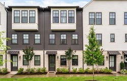 6635 Beacon Drive, Sandy Springs, GA 30328