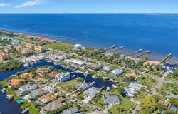 6508 BLACKFIN Way, APOLLO BEACH, FL 33572