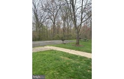 11609 STONEVIEW SQ, RESTON, VA 20191