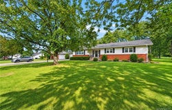 2637 Stony Point Road, Grand Island, NY 14072