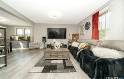 33 Collins Parkway, Meriden, CT 06450
