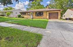 919 Woodland Drive, ROCKFORD, IL 61108