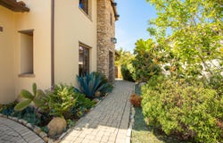 7705 Kestrel Lane, GOLETA, CA 93117