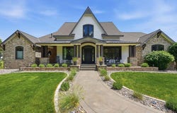 20902 N River Run Ln, Colbert, WA 99005