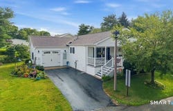 11 Cliff Road, Ledyard, CT 06339