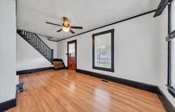 1913 Willis St, Salem, VA 24153