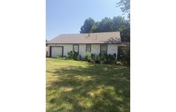 403 E Highland Street, Aurora, MO 65605