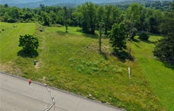 Wellington Dr lot: 30, South Union Twp, PA 15401