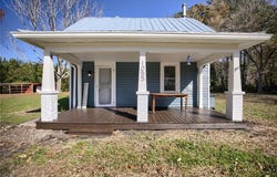 1055 Ridgefield Road, Mathews, VA 23109