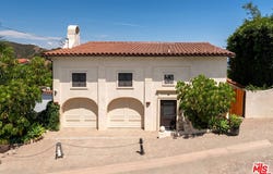 1364 Angelo Dr, Los Angeles, CA 90210
