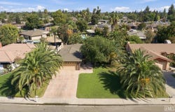 6704 Columbia Lane, Bakersfield, CA 93309