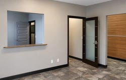 935 Boyson Ct, Hiawatha, IA 52233