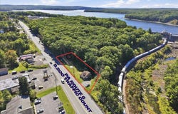 2592 Route 6, Hawley, PA 18428