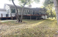 19125 E 1200 Road, Stockton, MO 65785