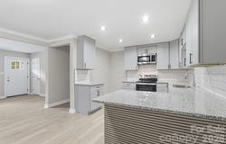 810 Echo Glen Road, Charlotte, NC 28213