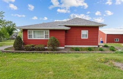 1895 33rd Ave SW, CedarRapids, IA 52404