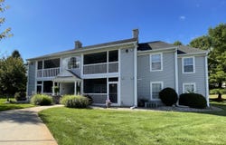 732 W Barrington Circle, Jackson, MI 49203
