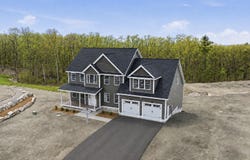 52 Daniel Road, Derry, NH 03038