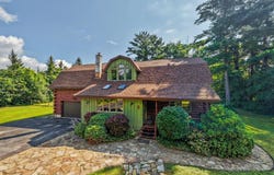 1 Rounds Drive, Peru, NY 12972