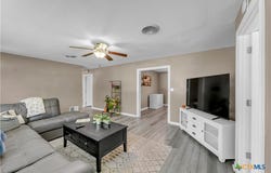 209 E Live Oak Street, Burnet, TX 78611