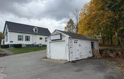 140 Brockton Ave, Abington, MA 02351